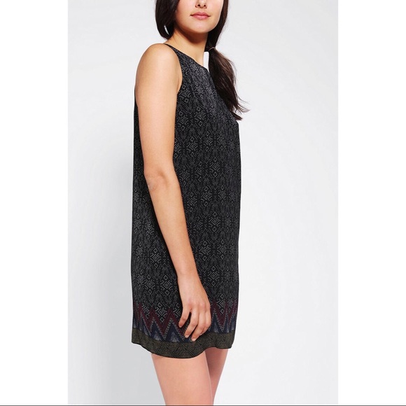 UO Staring at Stars Silky Patterned Shift Dress - Picture 3 of 7
